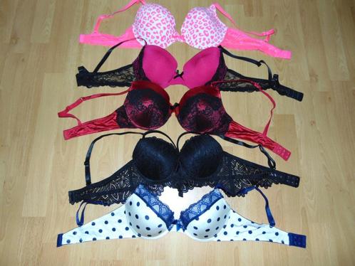 BH's 85B in nieuwstaat, Kleding | Dames, Ondergoed en Lingerie, BH, Blauw, Ophalen of Verzenden