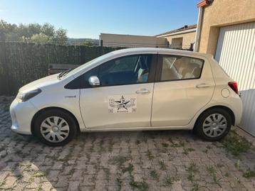 Toyota Yaris, Auto's, Automaat, Stof, Parkeercamera, Wit