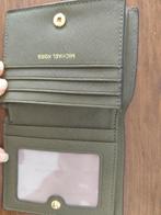 Michael Kors wallet, Handtassen en Accessoires, Portemonnees, Ophalen, Zo goed als nieuw, Groen