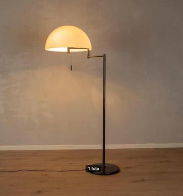 vitage design staande lamp beschikbaar voor biedingen