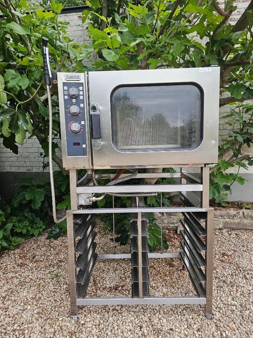 Zanussi industriële oven, Elektronische apparatuur, Ovens, Gebruikt, Vrijstaand, Oven, 60 cm of meer, 60 cm of meer, Hete lucht