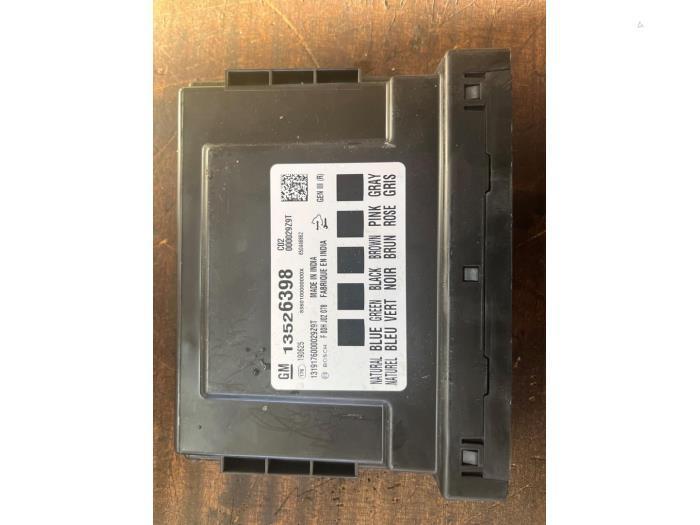 Ordinateur de bord d'un Opel Astra, Autos : Pièces & Accessoires, Électronique & Câbles, Opel, Utilisé, 3 mois de garantie, Enlèvement ou Envoi