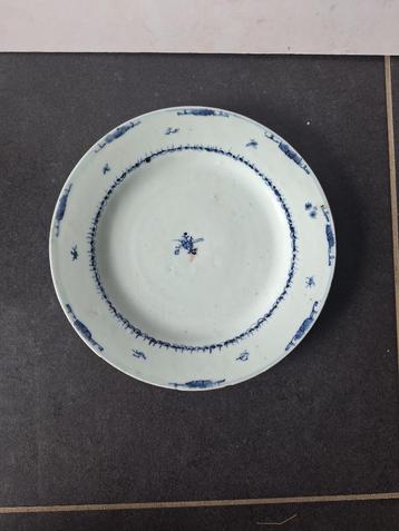 Chinees porseleinen bord, underglaze blue, 18e eeuw beschikbaar voor biedingen