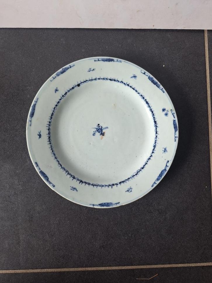 Chinees porseleinen bord, underglaze blue, 18e eeuw, Antiek en Kunst, Antiek | Porselein, Ophalen of Verzenden