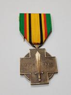 Croix volontaire combattant 40-45, Collections, Enlèvement
