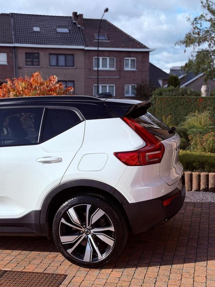 Volvo xc40, Autos, Volvo, Particulier, XC40, Caméra 360°, 4x4, ABS, Caméra de recul, Régulateur de distance, Airbags, Air conditionné