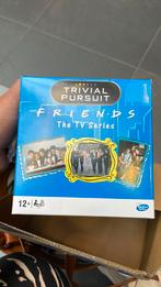 Trivial Pursuit Friends, Hobby en Vrije tijd, Ophalen, Nieuw