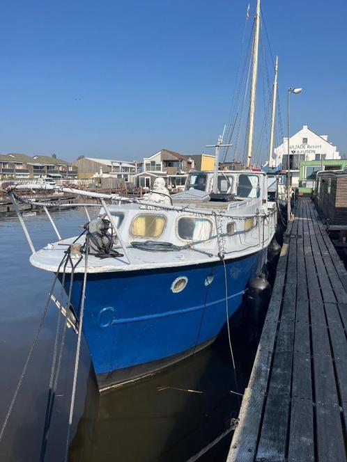 Voormalig Duitse rivier patrouilleboot, Watersport en Boten, Motorboten en Motorjachten, Gebruikt, Staal, 9 tot 12 meter, Diesel