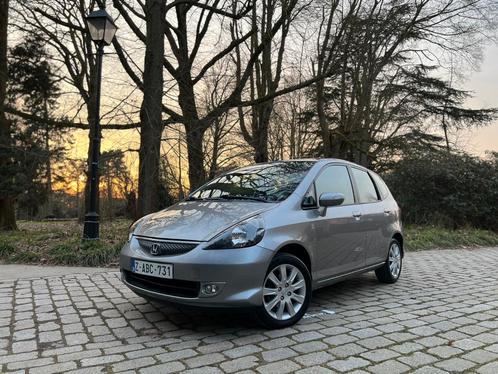 Honda jazz 1.3 benzine Automaat Euro 4, Auto's, Honda, Bedrijf, Jazz, ABS, Airbags, Airconditioning, Alarm, Boordcomputer, Centrale vergrendeling