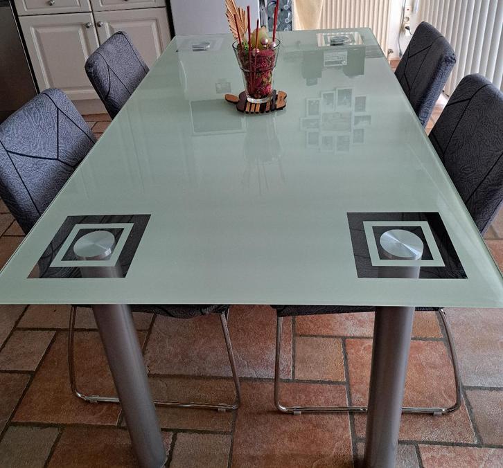 Table en verre avec ou sans 4 chaises et housses, Huis en Inrichting, Stoelen, Gebruikt, Ophalen