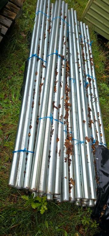 Gegalvaniseerde buizen. 2800x60 beschikbaar voor biedingen