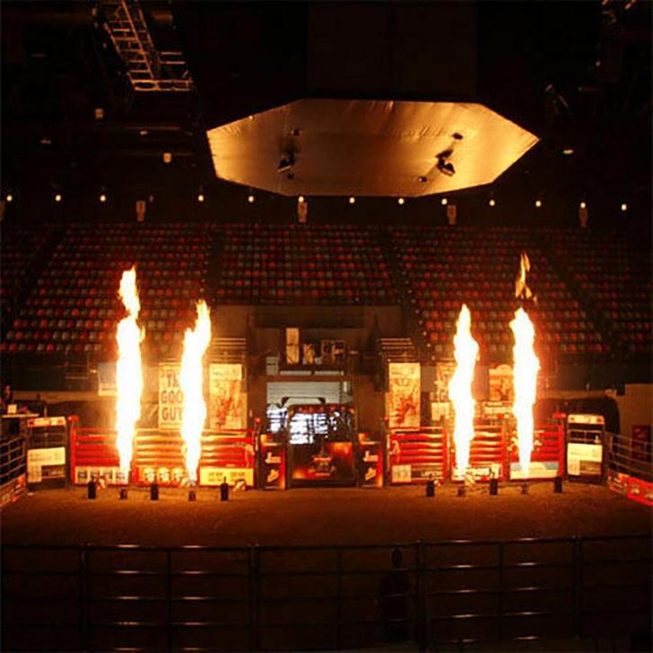 Nieuwe FIRST CLASS VUURMACHINE, Contacten en Berichten, Muziek maken en Bandleden