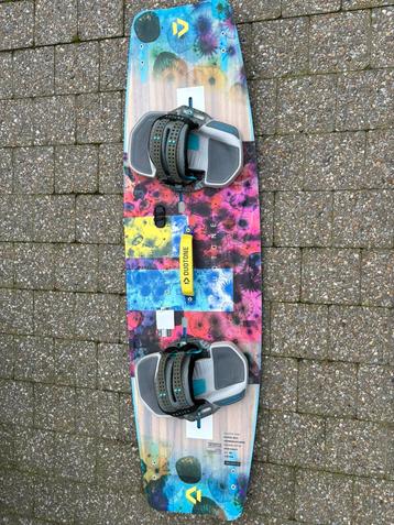 Kiteboard Duotone Soleil 128/37 beschikbaar voor biedingen