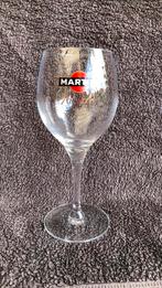 Martini 6 glazen op voet, Ophalen, Zo goed als nieuw