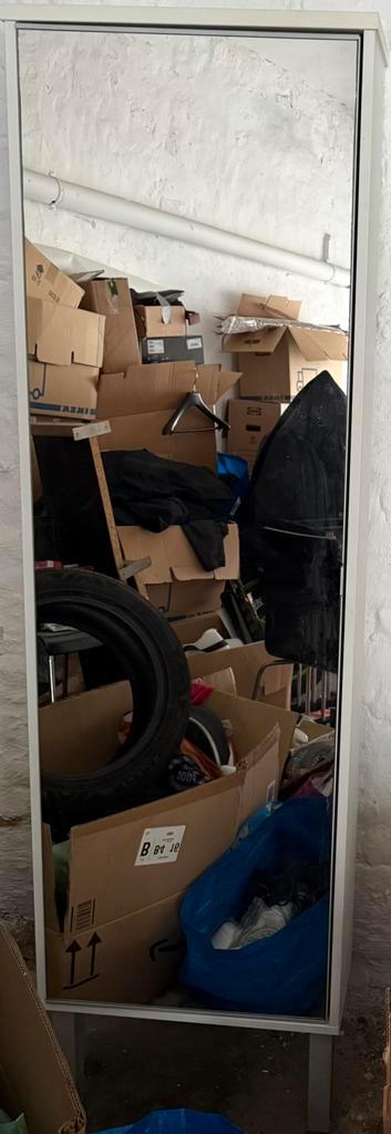 Armoire à chaussures murale beschikbaar voor biedingen