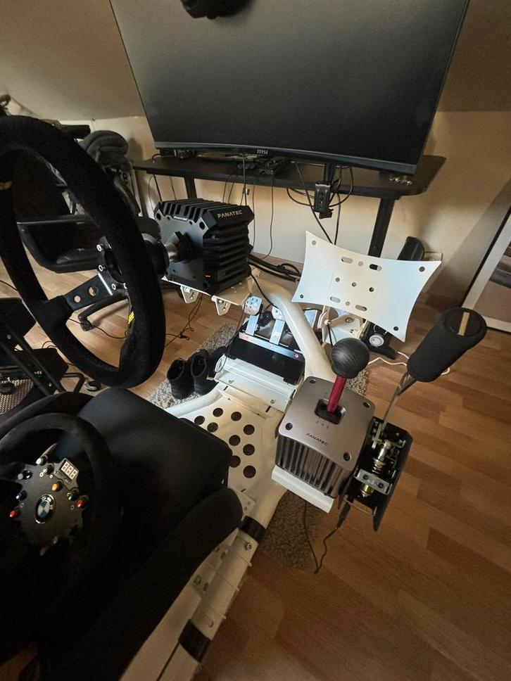 Fanatec driving simulator, Computers en Software, Joysticks, Zo goed als nieuw, Ophalen