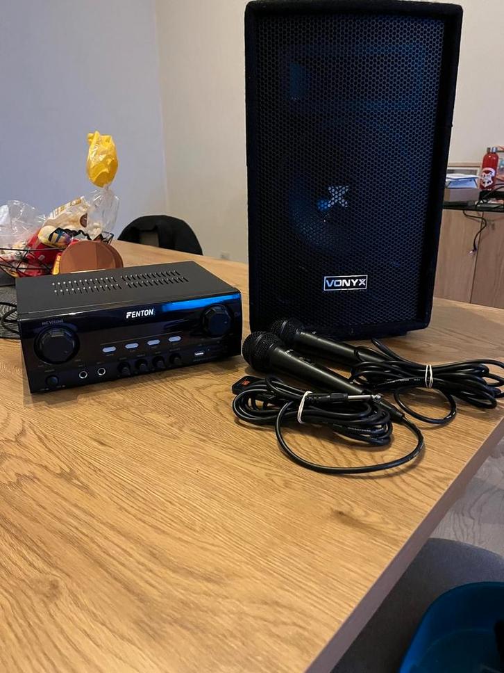Vonyx Karaoke Set met Bluetooth en Twee Microfoons (Z.G.A.N., TV, Hi-fi & Vidéo, Appareil pour karaoké, Micro(s), Enlèvement