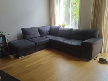 Sofa chaise longue met bed en canapé beschikbaar voor biedingen
