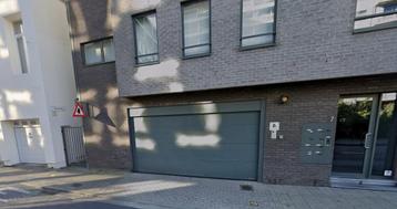 Autostaanplaats te huur – Berchem  - met afstandsbediening beschikbaar voor biedingen