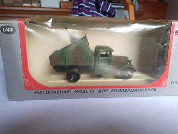 GAZ AA truck met ZIS 3  beschikbaar voor biedingen