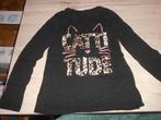 zwart longsleeve 134 -  140 cattitude, Enfants & Bébés, Vêtements enfant | Taille 134, Enlèvement ou Envoi, Comme neuf, Fille