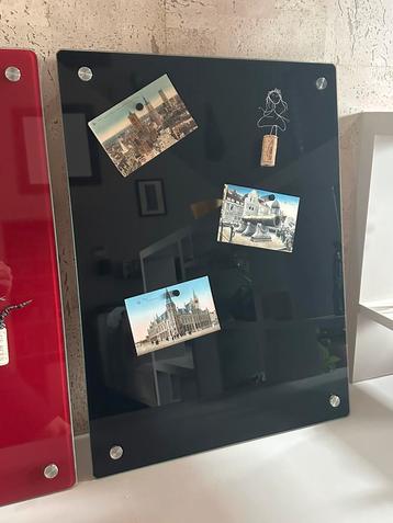 Magnetisch glasbord (zwart, 60 x 45 cm) beschikbaar voor biedingen