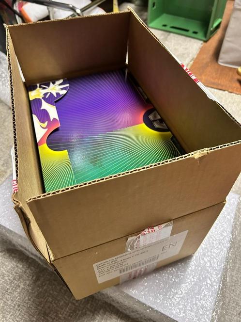 Pokemon Case: Rayquaza vs. Ultra Necrozma Deck, Hobby en Vrije tijd, Verzamelkaartspellen | Pokémon, Nieuw, Speeldeck, Foil, Ophalen