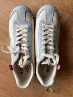 Sportschoenen Umbro beige/grijs - maat 42,5, Nieuw, Umbro, Ophalen of Verzenden, Sportschoenen