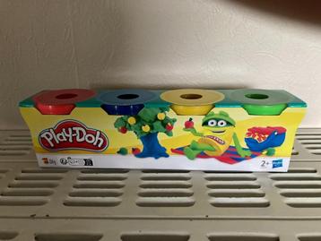 Play-Doh set (nieuw), 4 kleuren (rood, blauw, geel en groen) beschikbaar voor biedingen