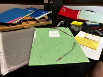 Lot de fournitures scolaires beschikbaar voor biedingen