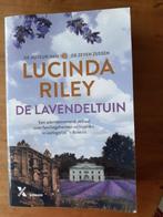 Boek ‘De Lavendeltuin’ van Lucinda Riley, Livres, Romans, Lucinda Riley, Europe autre, Utilisé, Enlèvement ou Envoi
