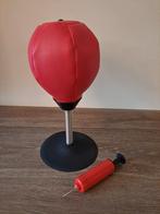 Tafel boksbal met zuignap en pompje., Ophalen of Verzenden, Gebruikt, Jongen of Meisje