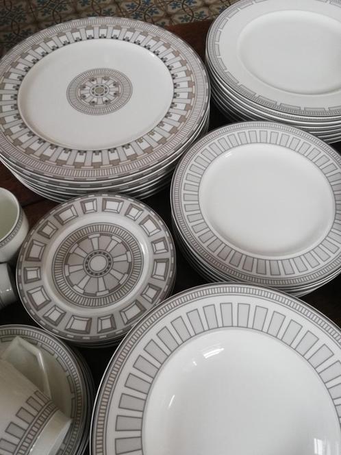 Villeroy Boch La Classica Contura 6 pers. uniek luxe servies, Huis en Inrichting, Keuken | Servies, Nieuw, Compleet servies, Porselein