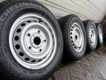 Set 15 inch Ford Transit Custom Tourneo velgen winterbanden beschikbaar voor biedingen