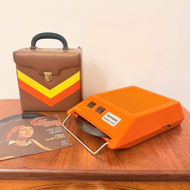 TOURNE-DISQUE VINTAGE LANSAY PONCHO VINYL 1972, TV, Hi-fi & Vidéo, Tourne-disques, Utilisé, Tourne-disque, Autres marques, Automatique