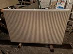 Radiator 1400x900x100 met beugels, Doe-het-zelf en Bouw, Ophalen, Zo goed als nieuw, Radiator