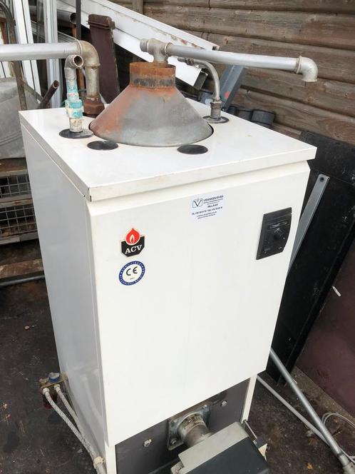 Acv verwarmingsketel +radiatoren, Doe-het-zelf en Bouw, Chauffageketels en Boilers, Boiler, Ophalen