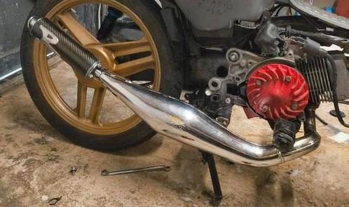 Wallaroo uitlaat turbo kit, Fietsen en Brommers, Brommeronderdelen | Algemeen, Zo goed als nieuw, Uitlaat, Ophalen of Verzenden