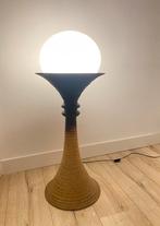 Lampadaire en céramique Doria vintage avec boule de verre, Vintage, Enlèvement, Utilisé, 100 à 150 cm