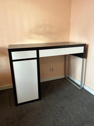 Ikea Micke bureautje, Huis en Inrichting, Bureaus, Ophalen, Gebruikt, Bureau