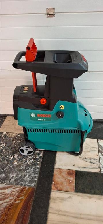NIEUW BOSCH ATX25D 2500w versnipperaar beschikbaar voor biedingen