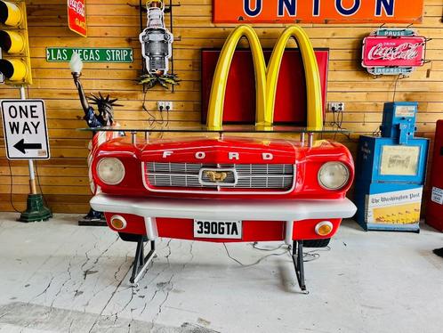 Bar / Comptoir Ford mustang, les phares s’allume 170 cm, Collections, Marques & Objets publicitaires, Comme neuf, Enlèvement