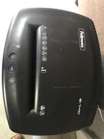 Destructeur de papier Fellowes B141C double coupe, Enlèvement, Utilisé, Déchiqueteuse