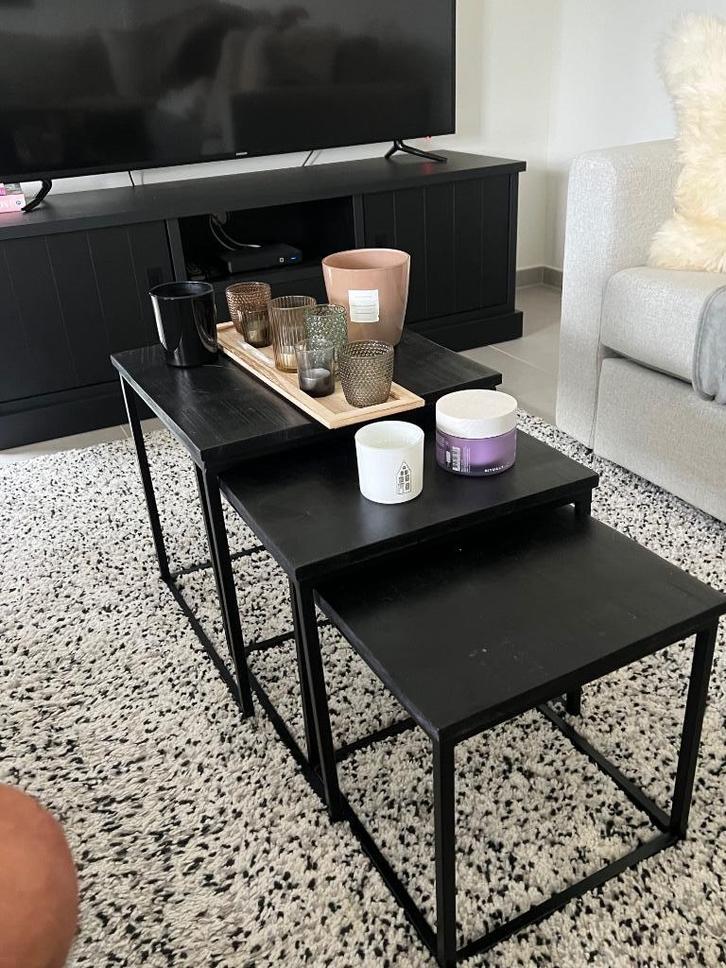 Bijzettafel, Huis en Inrichting, Tafels | Bijzettafels, Zo goed als nieuw, Vierkant, 45 tot 60 cm, 55 tot 75 cm, Overige materialen