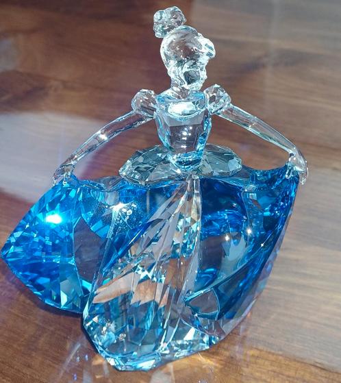 Zeldzaam SWAROVSKI Assepoester (Cinderella) Kristallen Beeld, Verzamelen, Swarovski, Zo goed als nieuw, Ophalen of Verzenden