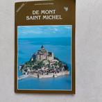 Boekje : De Mont St. Michel (nederlands), Ophalen of Verzenden, Zo goed als nieuw