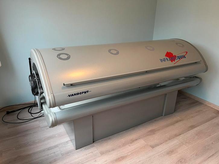 Zonnebank met infrarood, Electroménager, Solarium, Banc solaire & Bronzage facial, Comme neuf, Enlèvement