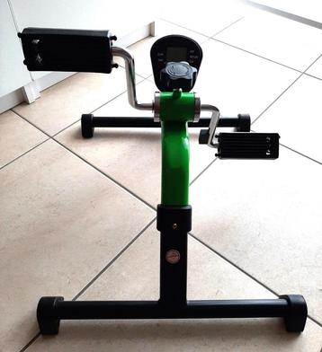 Te koop: Handige Pedalo van "Escapo" met calorieteller. beschikbaar voor biedingen