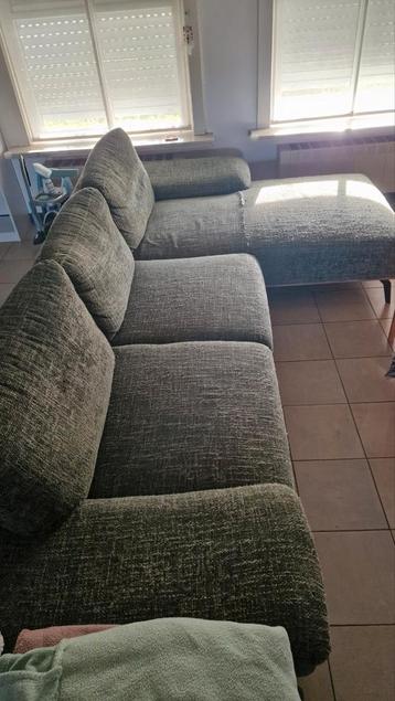 Groene zetel gratis  beschikbaar voor biedingen
