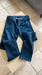 Jeans bleu marine - modèle straight de Jules - taille 36, Vêtements | Hommes, Jeans, Jules, Bleu, Porté, W36 - W38 (confection 52/54)